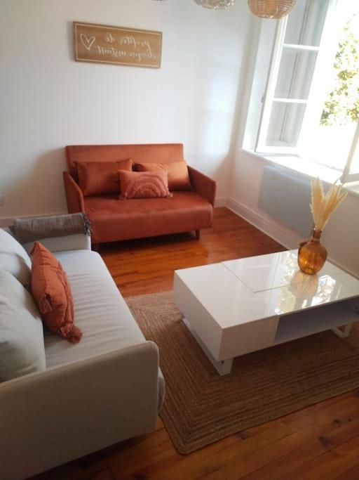 "Le Boheme", Logement Cosy, Au Calme Vertrieu Exterior foto